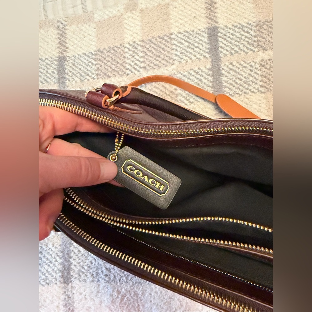 Coach leather bag - Picture 10 of 11